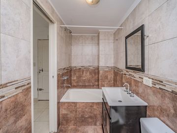 VENTA MONO AMBIENTE BALCON VILLA SARMIENTO COCHERA