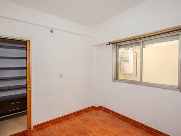 VENTA DEPTO 3 AMB CON PATIO Y BALCON -V. LUZURIAGA