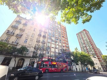 VENTA MONOAMBIENTE SAN TELMO 26M2 AL FRENTE LUMIN