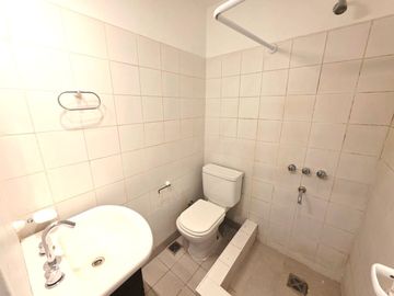 VENTA MONOAMBIENTE SAN TELMO 26M2 AL FRENTE LUMIN