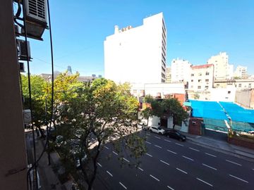 VENTA MONOAMBIENTE SAN TELMO 26M2 AL FRENTE LUMIN