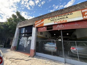 CASA LOTE PROPIO CON DOS LOCALES - ITUZAINGO