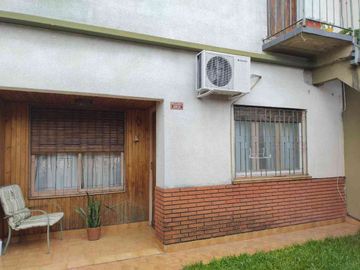 CASA con depto. Venta Lomas Mirador Quincho Parri