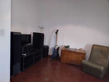 CASA con depto. Venta Lomas Mirador Quincho Parri