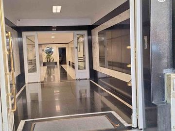 VENTA OFICINA MICROCENTRO AV. DE MAYO / 312 M2