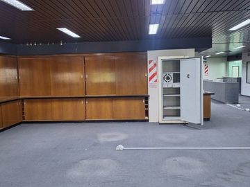 VENTA OFICINA MICROCENTRO AV. DE MAYO / 312 M2