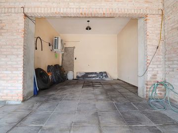 Venta PH Tipo Casa 4Amb Merlo Quincho/Cochera