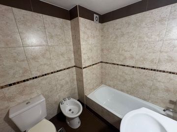 ALQUILER MONOAMBIENTE EN MORÓN CON COCHERA