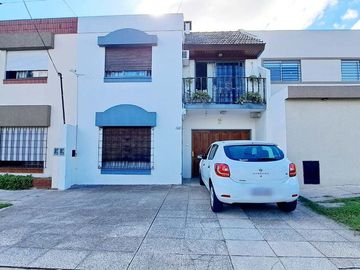 VENTA CASA 4 AMB GARAGE PATIO BALCÓN EL PALOMAR
