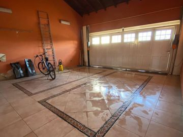 CASA EN VENTA Y ALQUILER EN PERGAMINO