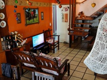 Casa en Venta sobre Avenida Roca 1919 -Hurlingham-