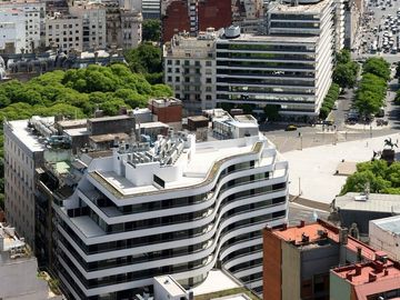Alquiler Dpto-Oficina de categoría Palacio Paz XXI