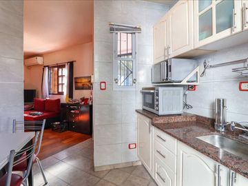VENTA CASA 3 AMBIENTES CON COCHERA EN MONTE CASTRO