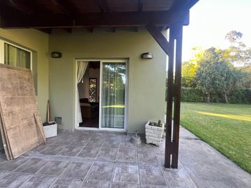 CASA 2 AMBIENTES ACANTILADOS - APTA CREDITO