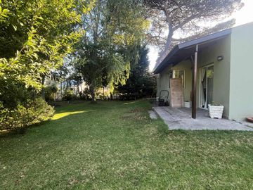 CASA 2 AMBIENTES ACANTILADOS - APTA CREDITO