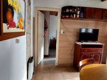 VENTA CASA 3 AMB CON PARQUE,GALPÓN Y LOSA