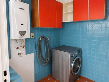 IMPORTANTE VIVIENDA MULTIFAMILIAR SALIDA 2 CALLES