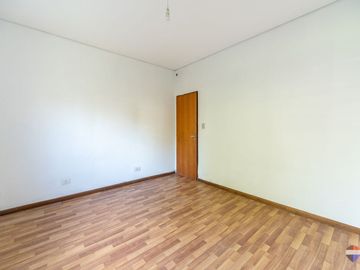 Casa en venta 4 ambientes – Barrio Pellegrini III