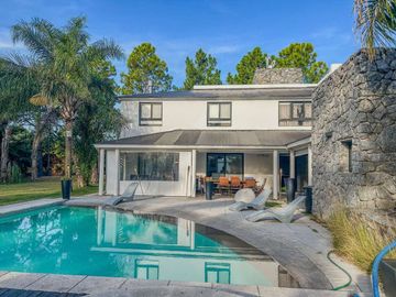 VENTA CASA 6 AMB CANNING PISCINA FINANCIACIÓN 50%