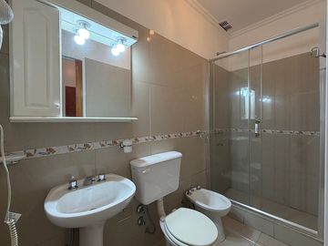 Venta casa 7 amb. Villa Santa Rita Pileta+Cocheras