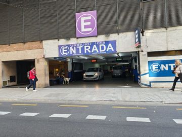 VENTA COCHERA EN RECOLETA OPORTUNIDAD!