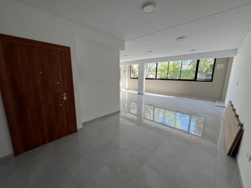 ESPECTACULAR PISO CUATRO AMBIENTES EN SAN ANDRÉS