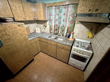 Venta Casa 4 Amb con Garage y local en Avellaneda