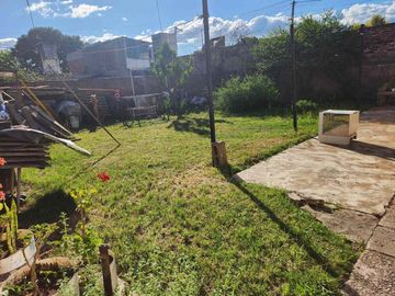 VENTA CASA  ARGUELLO NORTE  4 DORMITORIOS (UOCRA)