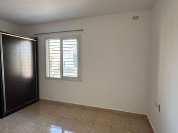 VENTA DEPTO 1 DORM PLANTA BAJA Y PATIO DESOCUPADO