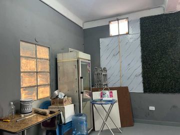 CASA + LOCAL COMERCIAL LA FALDA SOBRE AV. ESPAÑA