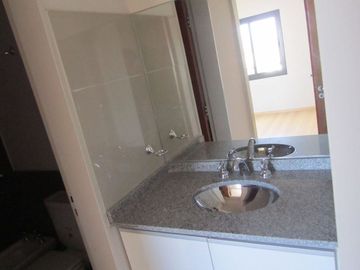 Venta depto 1 Dormitorio con Balcón y Escritura