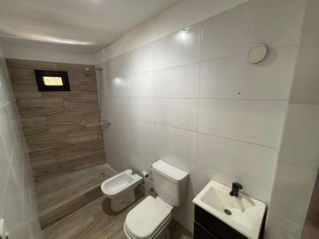 DEPTO 3 AMB CON BALCON  EN VENTA EN AVELLANEDA