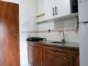 VENTA MONOAMBIENTE CON DIVISION B SUR