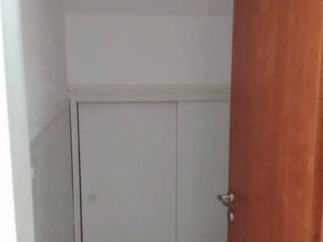 Venta de Dúplex, 5 ambientes, Hurlingham.