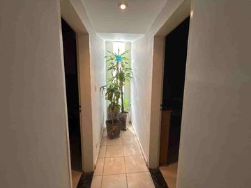 VENTA CASA 5 AMB DOMSELAAR  SOBRE LOTE 1400 MTS