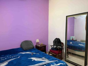 VENTA CASA 5 AMB DOMSELAAR  SOBRE LOTE 1400 MTS