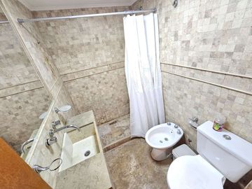 ALQUILER DEPARTAMENTO 2 AMBIENTES C TOILETTE MORON