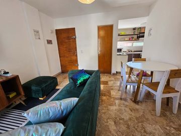 ALQUILER DEPARTAMENTO 2 AMBIENTES C TOILETTE MORON
