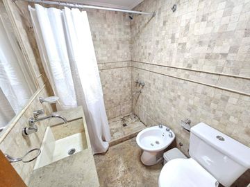 ALQUILER DEPARTAMENTO 2 AMBIENTES C TOILETTE MORON
