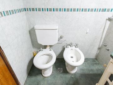 VENTA CASA 3 AMBIENTES RAMOS MEJIA  CON COCHERA