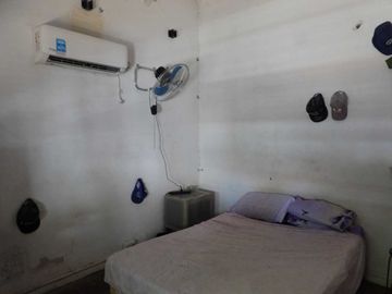 VENTA CASA 3 AMBIENTES MORON