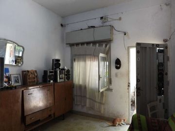 VENTA CASA 3 AMBIENTES MORON