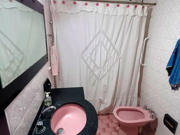 VENTA CASA 7 AMBIENTES LINIERS - DISEÑO FUNCIONAL