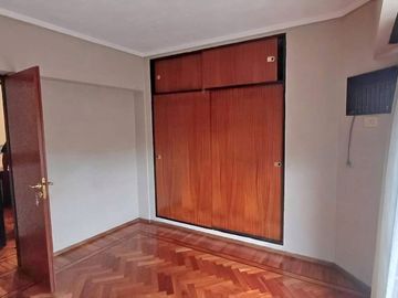 VENTA CASA 7 AMBIENTES LINIERS - DISEÑO FUNCIONAL