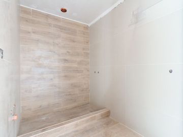 VENTA DEPARTAMENTO TRES AMBIENTES MORON ESTRENAR