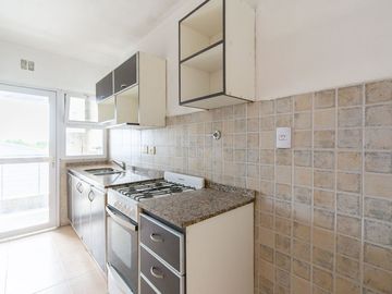 DEPARTAMENTO VENTA MORON 2 AMBIENTES APTO CREDITO