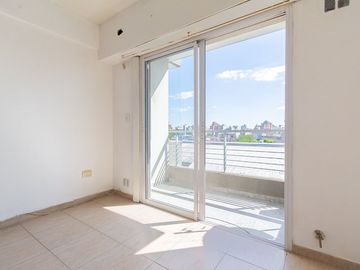 DEPARTAMENTO VENTA MORON 2 AMBIENTES APTO CREDITO