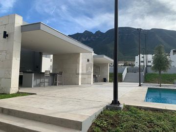 Terreno en venta, Porto Cumbres, Garcia, Nuevo León.