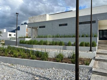 Terreno en venta, Porto Cumbres, Garcia, Nuevo León.