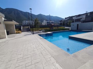 Terreno en venta, Porto Cumbres, Garcia, Nuevo León.
